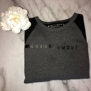 Under Armour loose sweatshirt